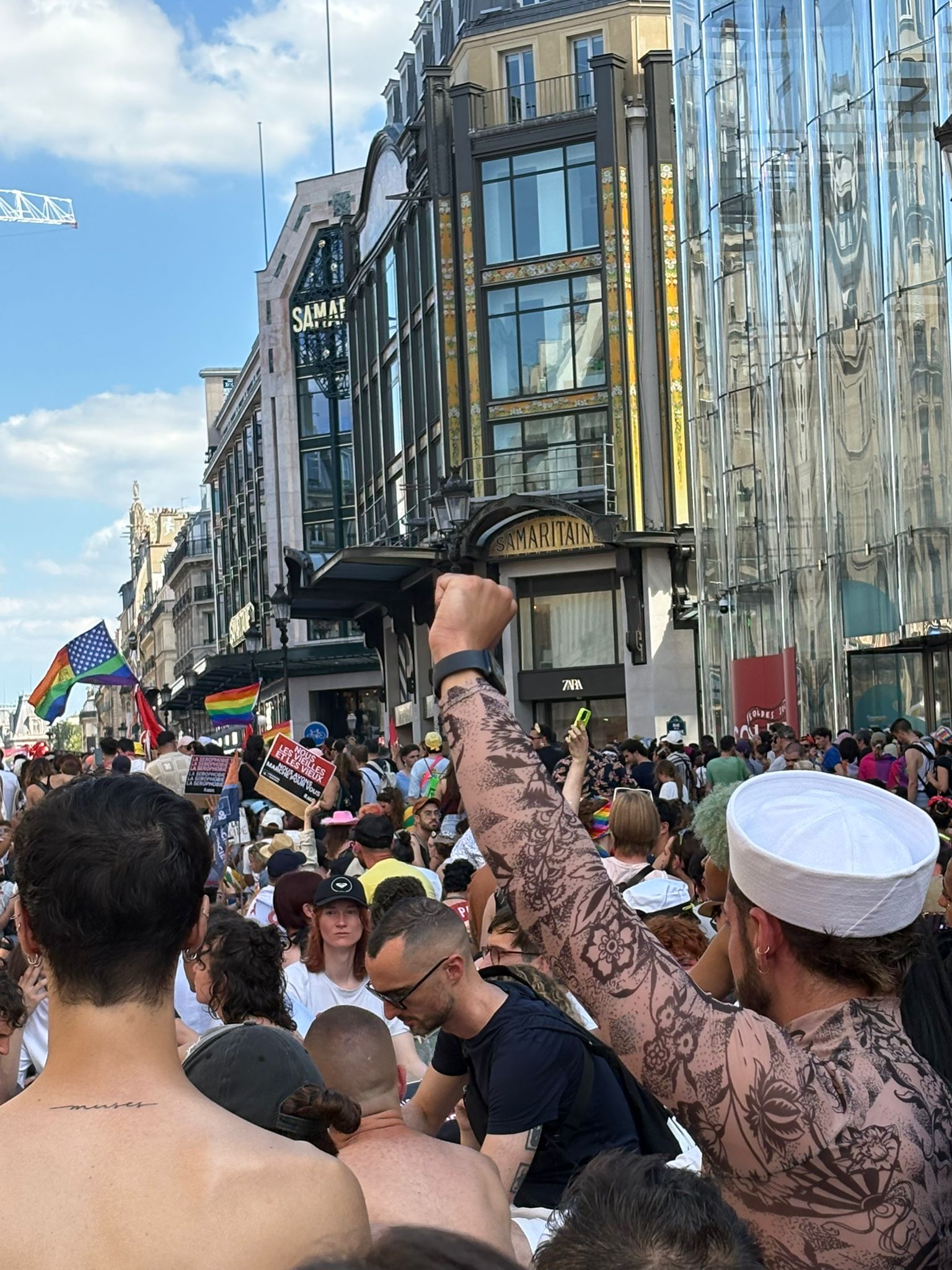 PRIDE PARIS 2025 28 JUIN FRED LEBRETON PETIT FORMAT  N°2.jpg